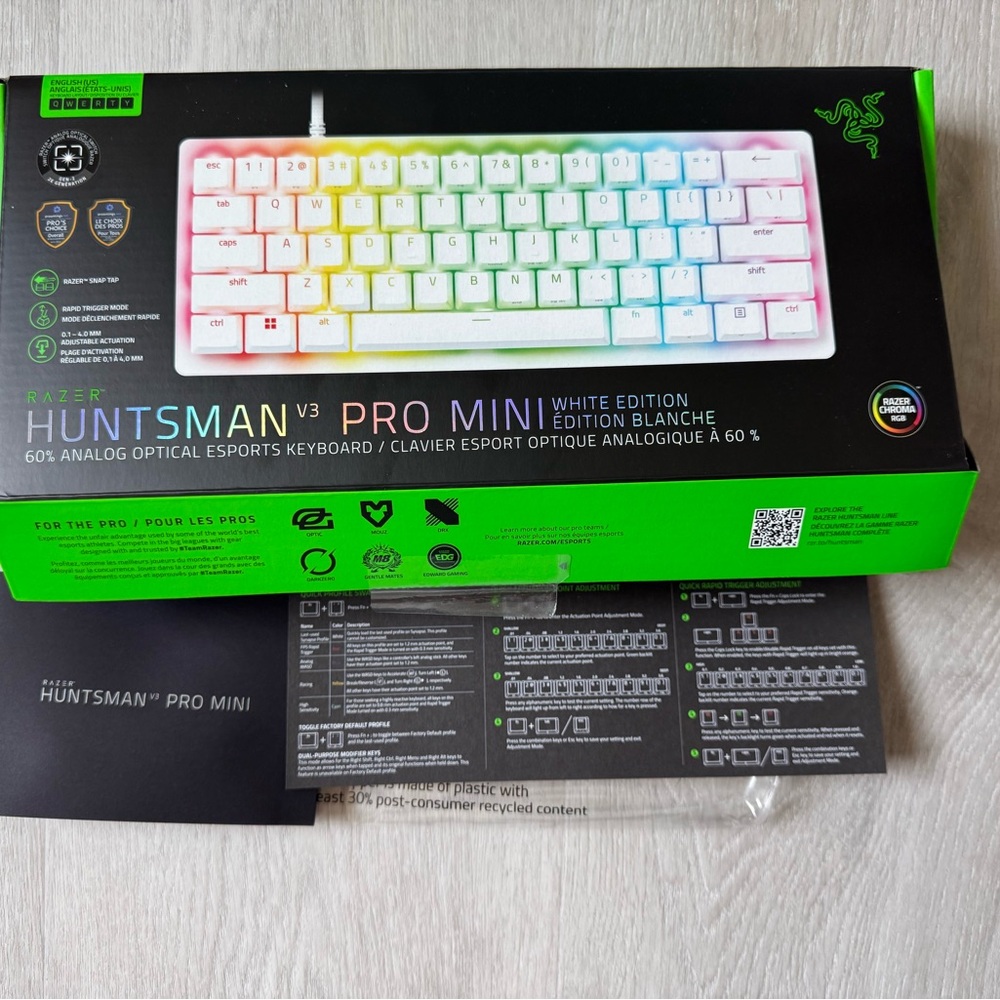 Razer Huntsman V3 Pro Mini White Keyboard